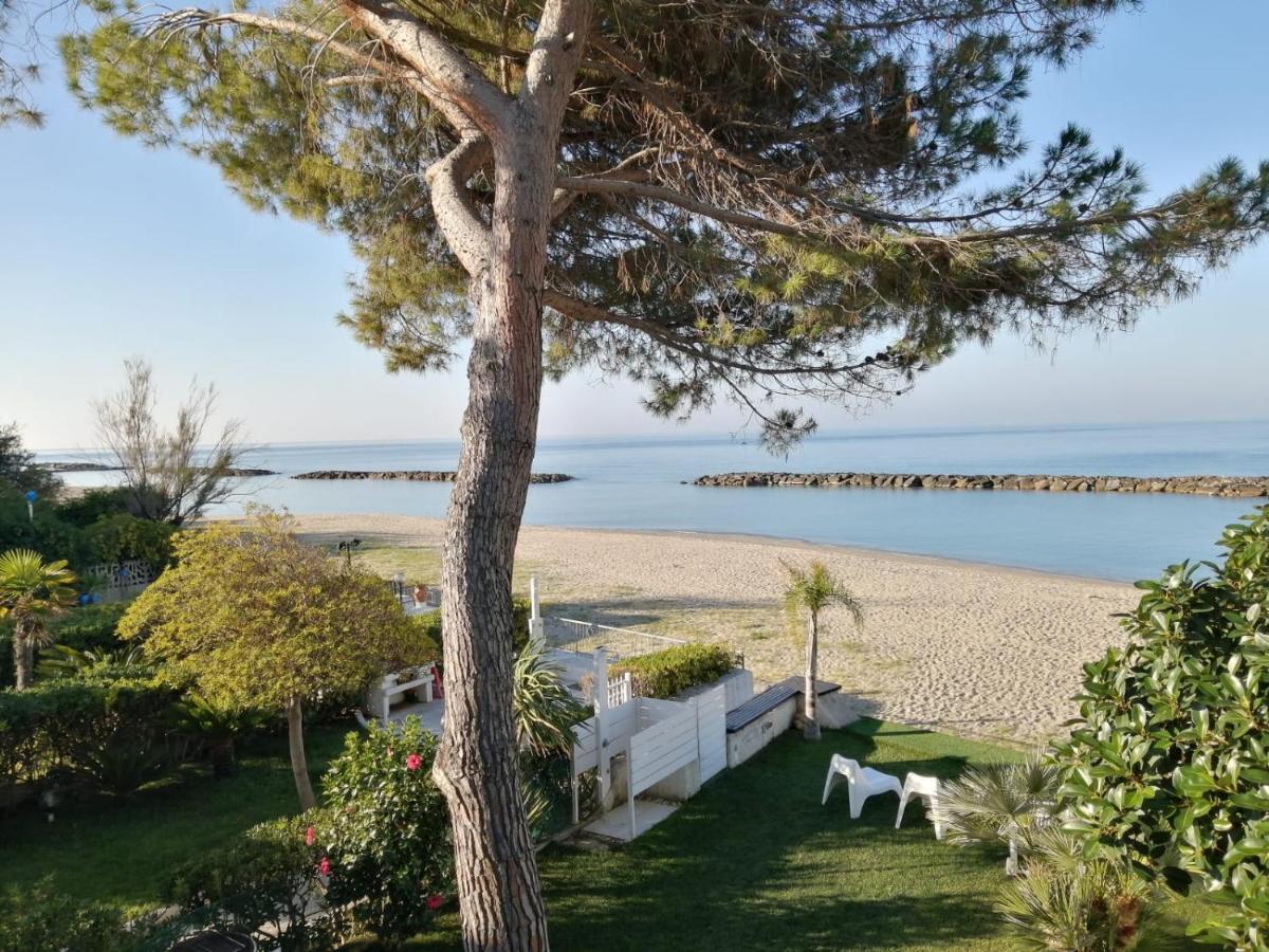 Villa A Diamante Sulla Spiaggia Бельведере-Мариттимо Экстерьер фото